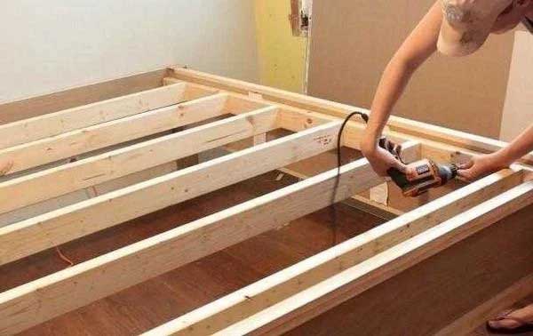 Tháo lắp giường tủ, bàn ghế, thiết bị Tháo lắp giường tủ, bàn ghế, thiết bị